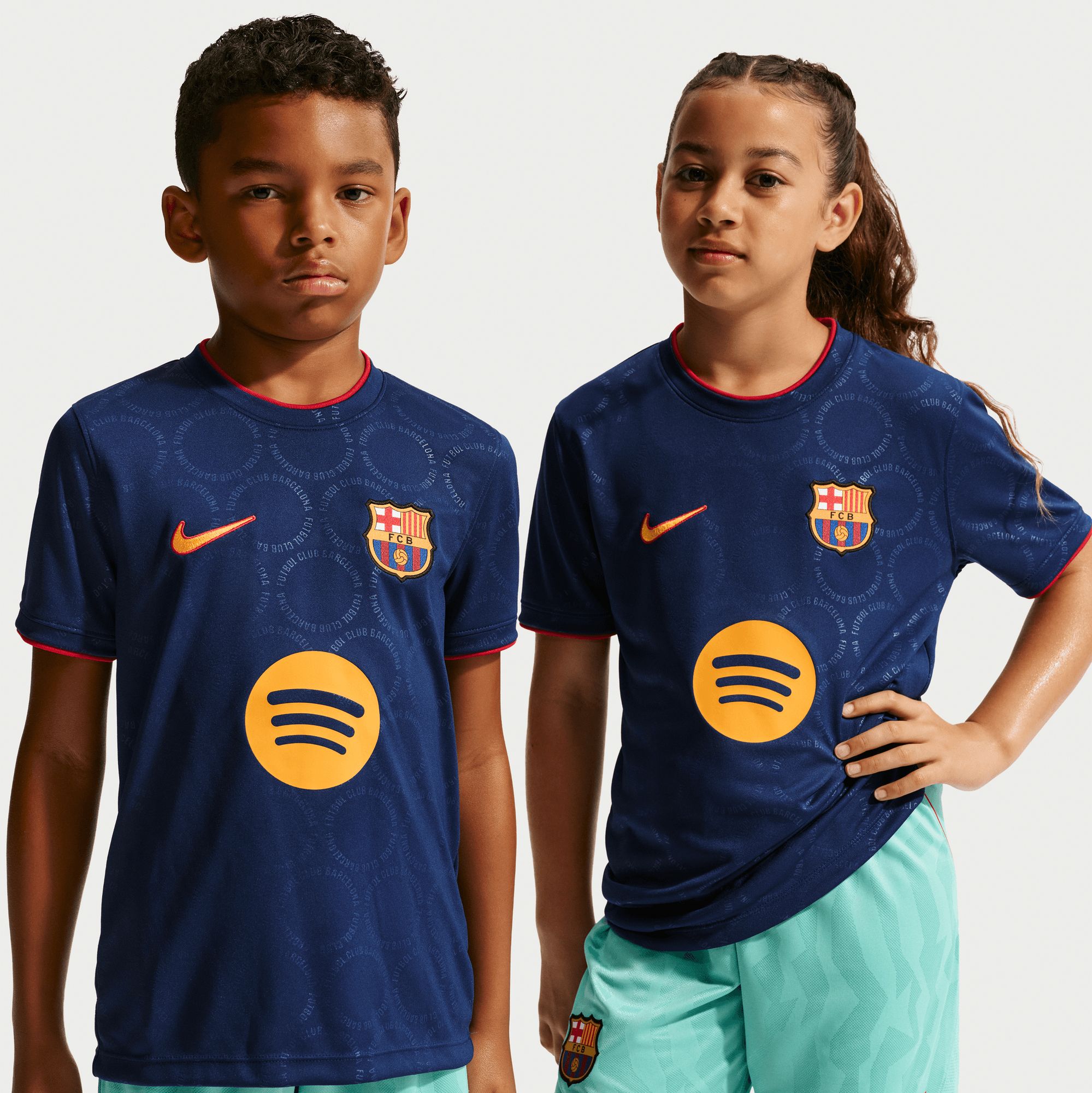 26NIKYCFCB26YTHPMFCB_is
