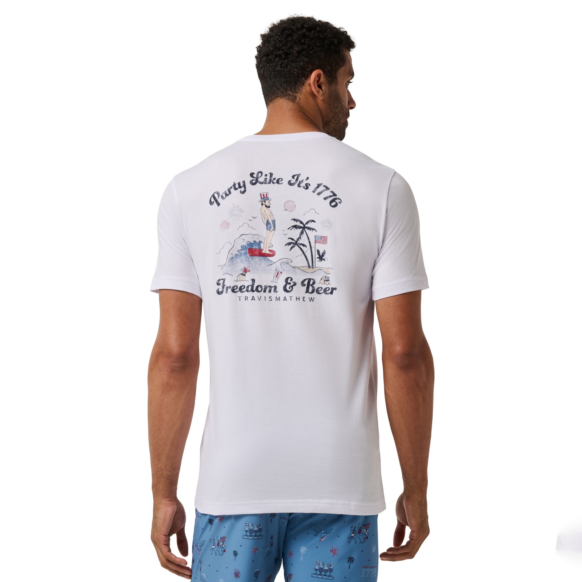 TravisMathew Men's Beach Bash Golf T-Shirt | Dick's Sporting Goods