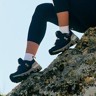 スニーカー On Women's Cloudwander Waterproof Hiking Shoes On Running Cloudwander Waterproof Hiking Shoe - Women's