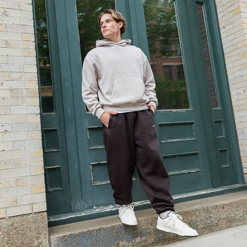 Hoodies & Sweatpants