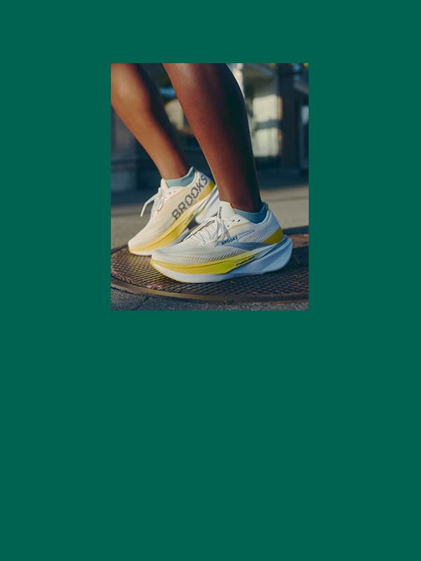 brooks womens running shoes