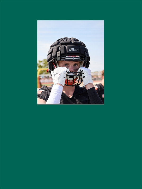 Adult Football Helmets | DICK'S Sporting Goods