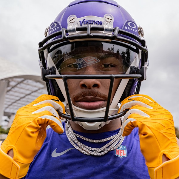 Athlete wearing a Legacy Shield Prizm Clear shield.