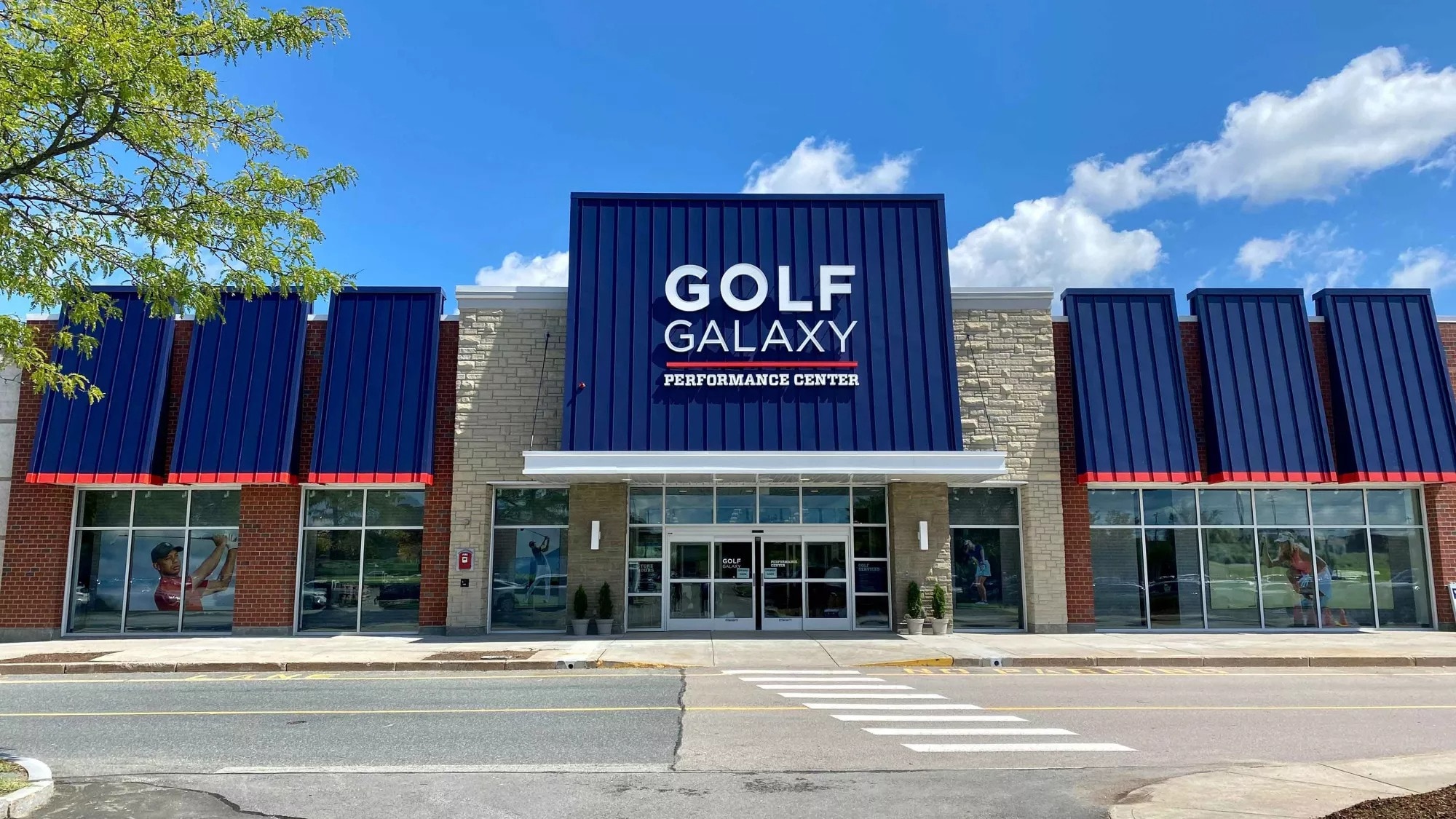 Storefront of Golf Galaxy store in Framingham, MA