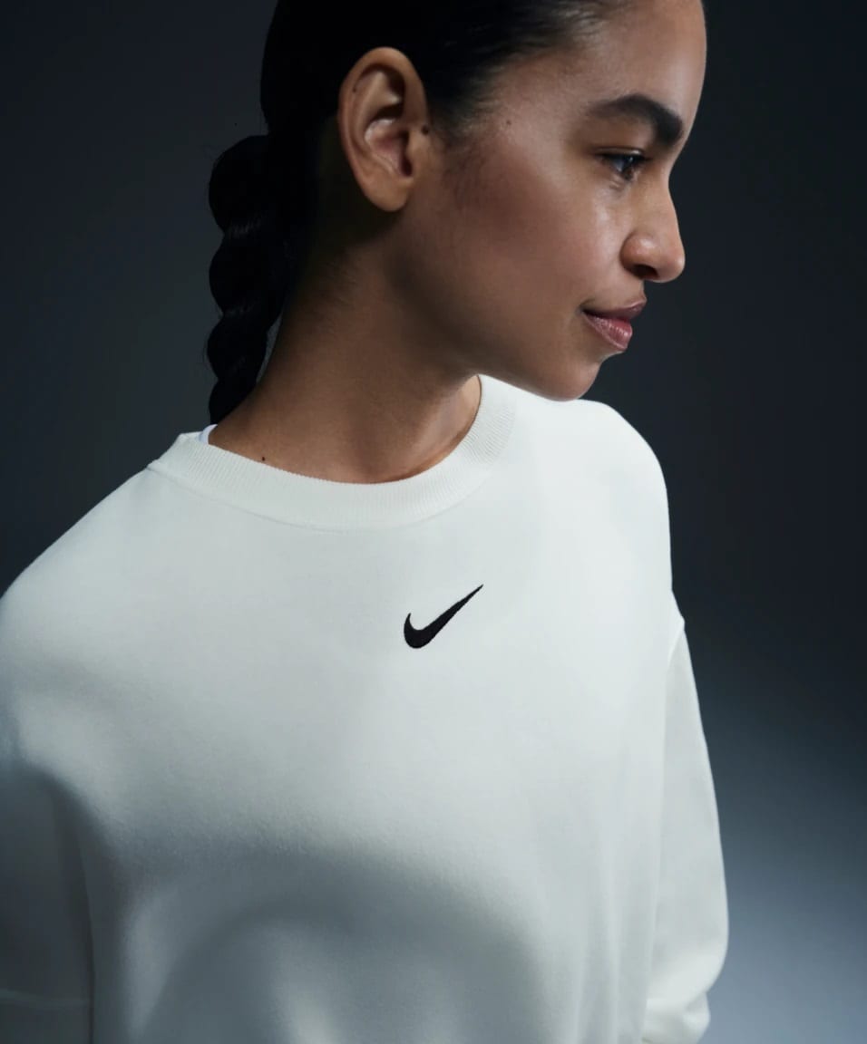 nike mini swoosh oversized cropped